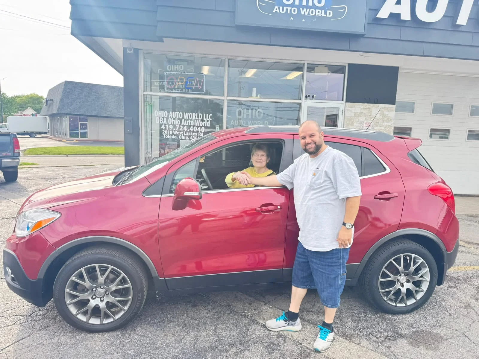 Ohio Auto World customer